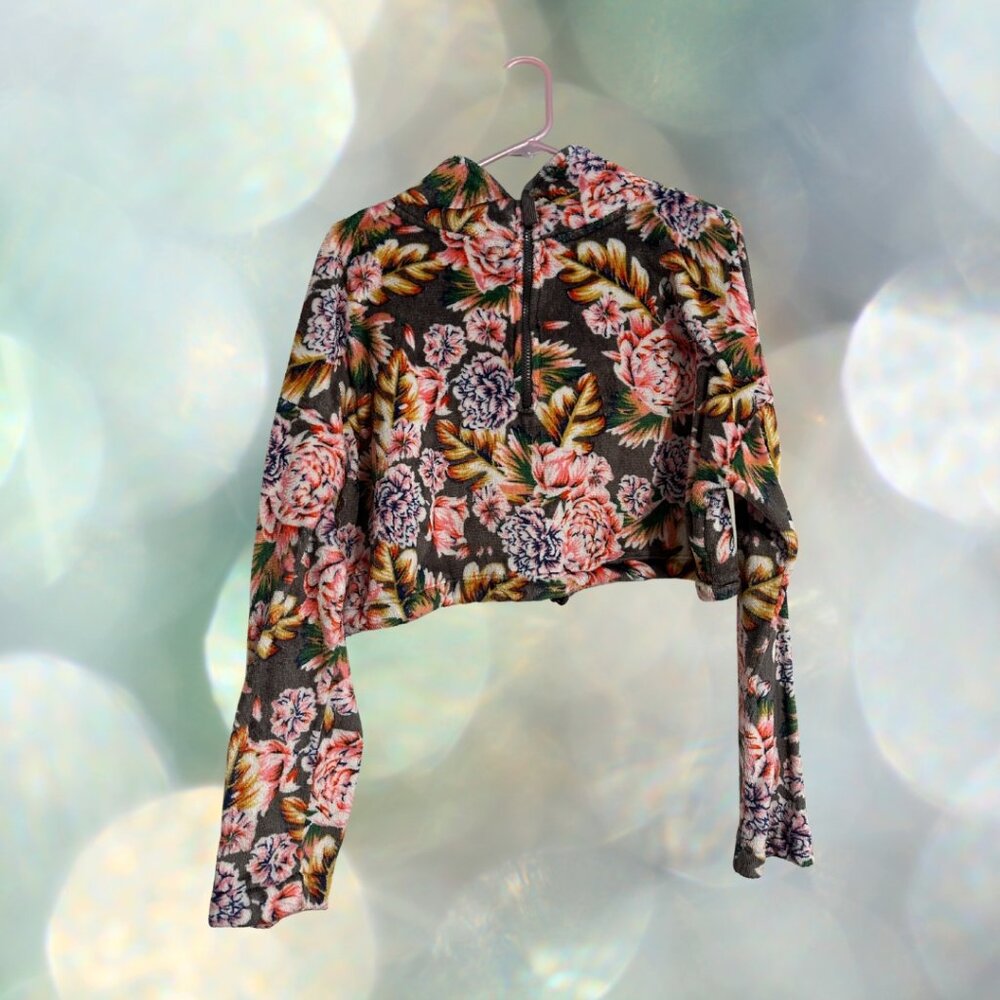 Floral Quarter Zip Cropped Fuzzy Sweater - Urban Outfitters